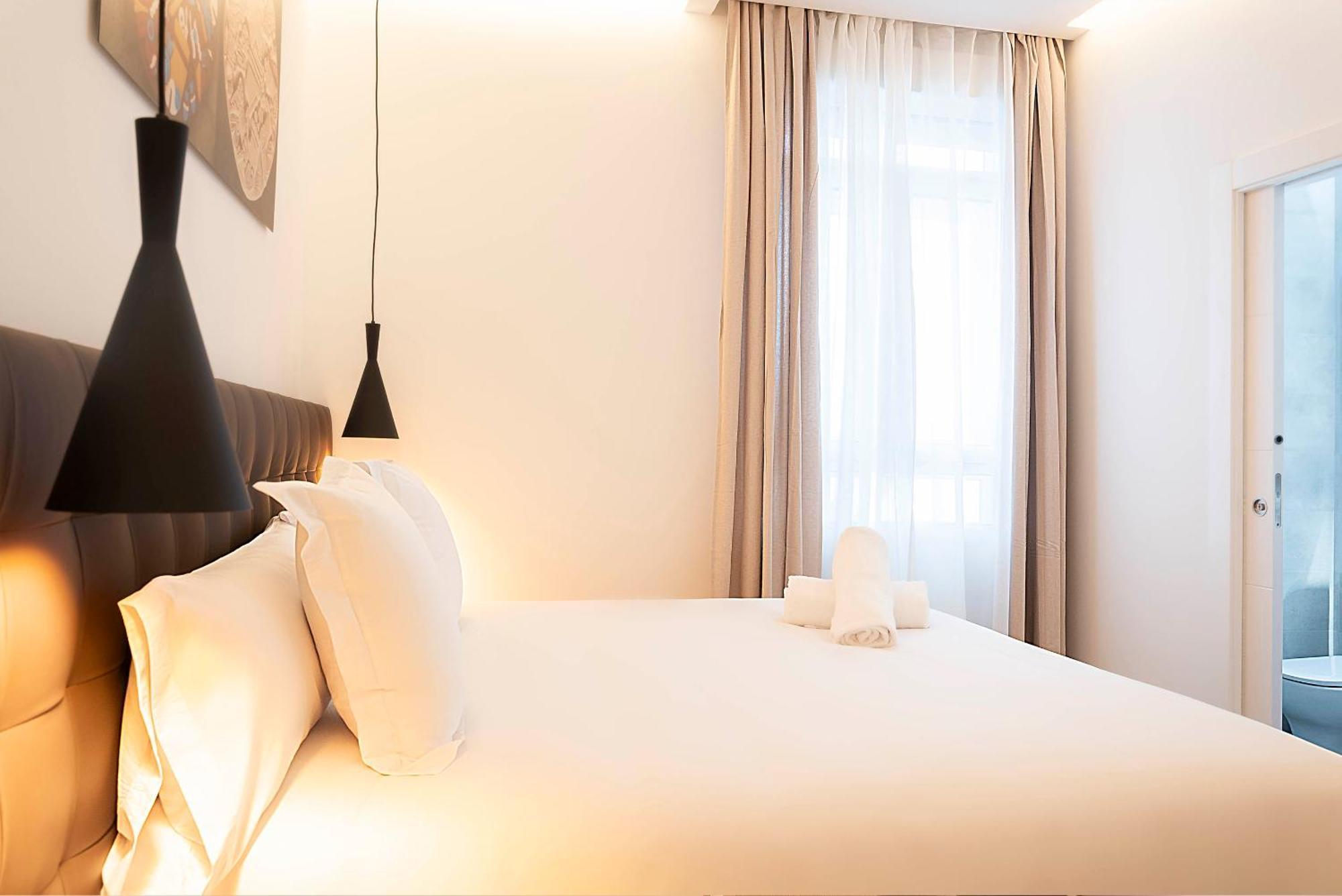 Woohoo Rooms Boutique Luna Madrid Exterior photo